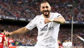 أول تعليق من بنزيما على تأهل ريال مدريد في دوري الأبطال